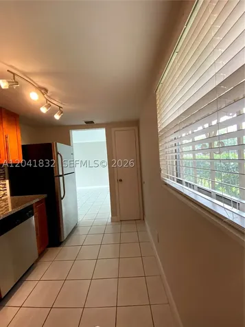 9280 Fontainebleau Bl Miami FL 33172