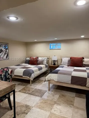 1033 NW 6th Street Miami FL 33136