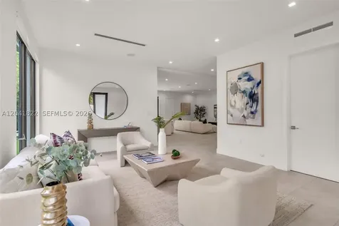 2225 SW 18th Avenue Miami FL 33145