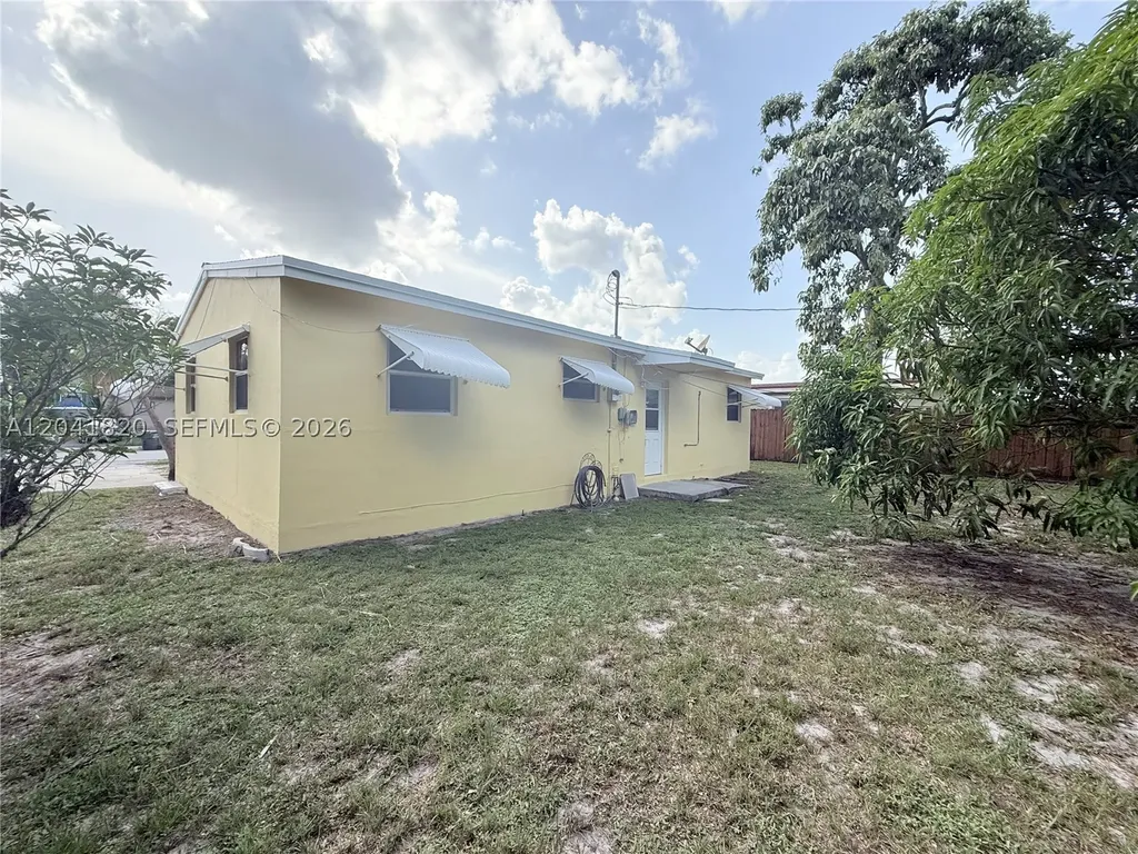 1311 N 69th Avenue Hollywood FL 33024