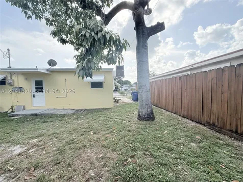 1311 N 69th Avenue Hollywood FL 33024