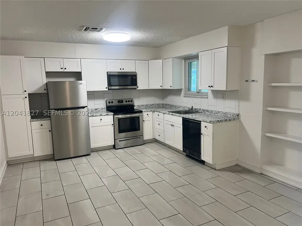 2300 SW 44th Street Dania Beach FL 33312