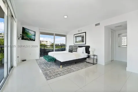 9261 E Bay Harbor Drive Bay Harbor Islands FL 33154