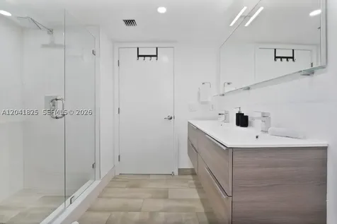 9261 E Bay Harbor Drive Bay Harbor Islands FL 33154