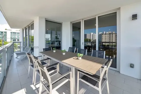 9261 E Bay Harbor Drive Bay Harbor Islands FL 33154