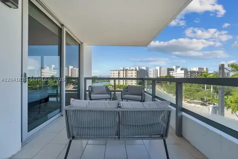 9261 E Bay Harbor Drive Bay Harbor Islands FL 33154
