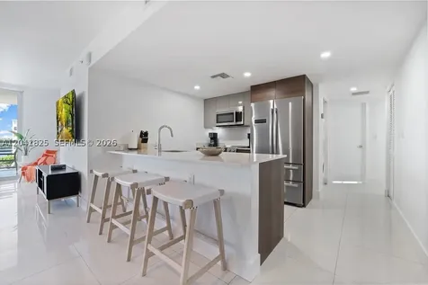 9261 E Bay Harbor Drive Bay Harbor Islands FL 33154
