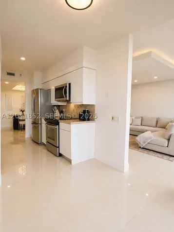 3640 Yacht Club Drive Aventura FL 33180