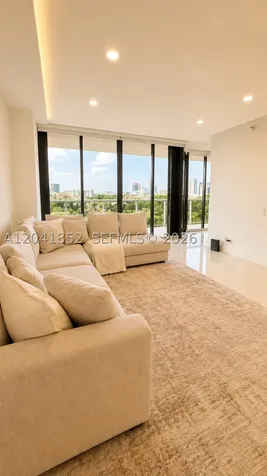 3640 Yacht Club Drive Aventura FL 33180