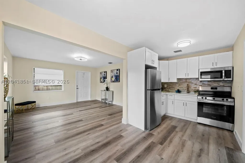 7532 Farragut Street Hollywood FL 33024