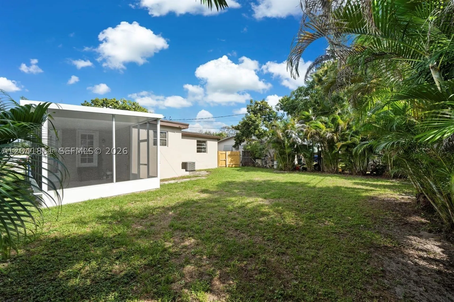 7532 Farragut Street Hollywood FL 33024