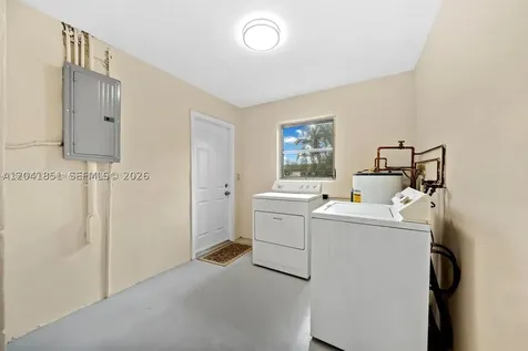 7532 Farragut Street Hollywood FL 33024