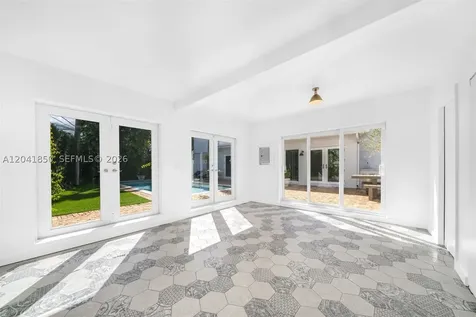 939 W 47th Court Miami Beach FL 33140