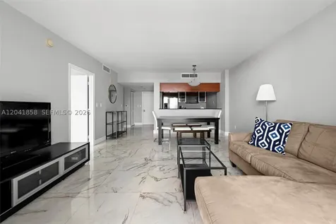 1800 N Bayshore Drive Miami FL 33132