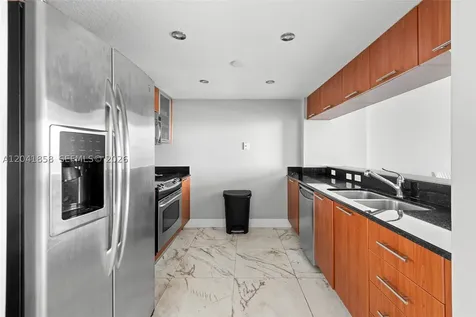 1800 N Bayshore Drive Miami FL 33132
