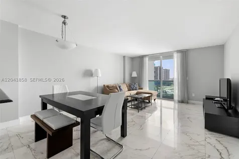 1800 N Bayshore Drive Miami FL 33132