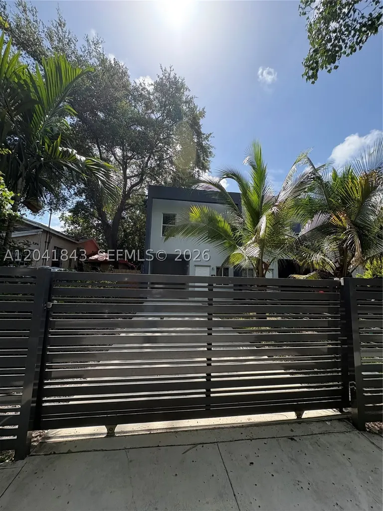 5131 NW 5 Avenue Miami FL 33126