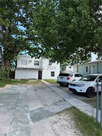 1832 NW 46th Street Miami FL 33142
