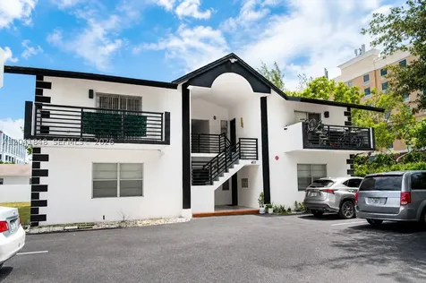 411 SE 10th Street Hallandale Beach FL 33009