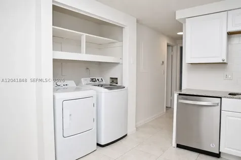 411 SE 10th Street Hallandale Beach FL 33009