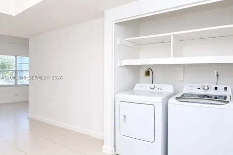 411 SE 10th Street Hallandale Beach FL 33009