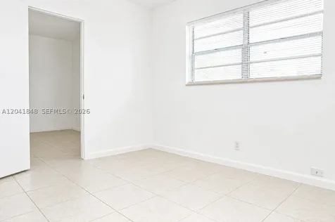 411 SE 10th Street Hallandale Beach FL 33009