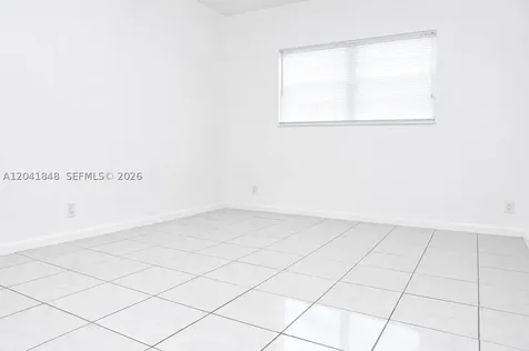 411 SE 10th Street Hallandale Beach FL 33009