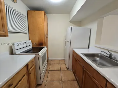 3600 NW 21st Street Lauderdale Lakes FL 33311