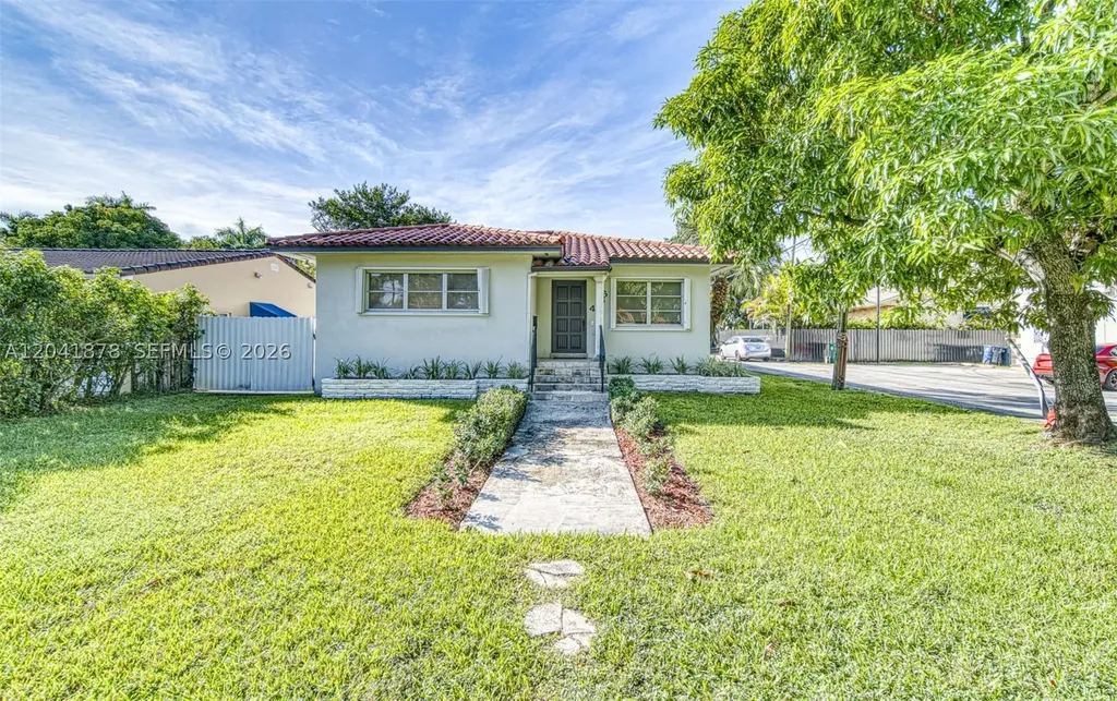4136 SW 14th Street Miami FL 33134