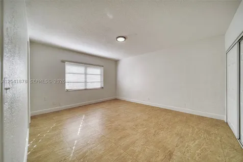 4136 SW 14th Street Miami FL 33134