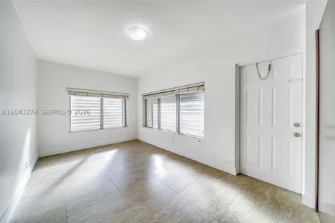 4136 SW 14th Street Miami FL 33134