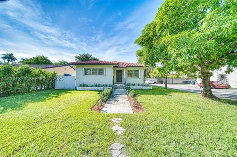 4136 SW 14th Street Miami FL 33134