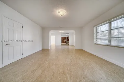 4136 SW 14th Street Miami FL 33134