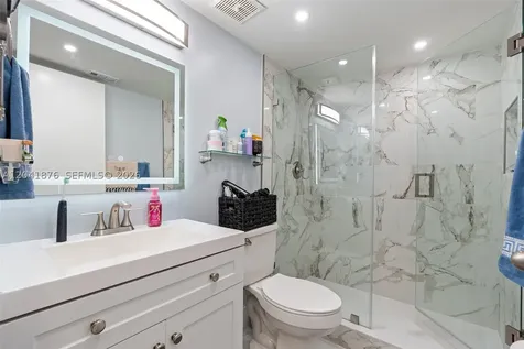 2075 SW 122nd Avenue Miami FL 33175