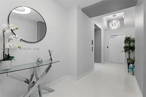 851 NE 1st Avenue Miami FL 33132