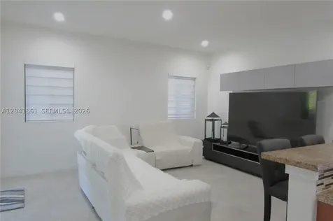 16825 SW 109th Place Miami FL 33157