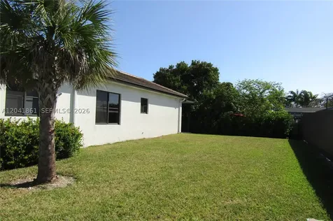 16825 SW 109th Place Miami FL 33157