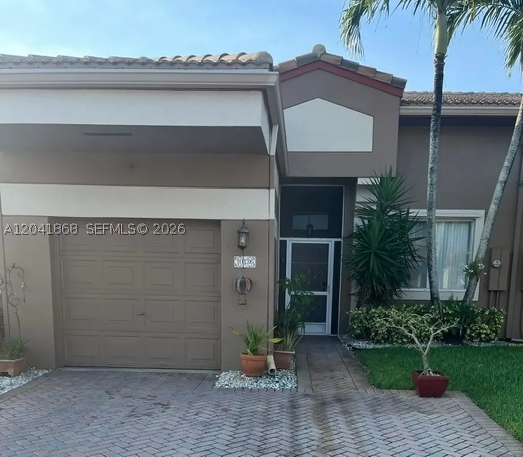 10136 Lombardy Drive Tamarac FL 33321