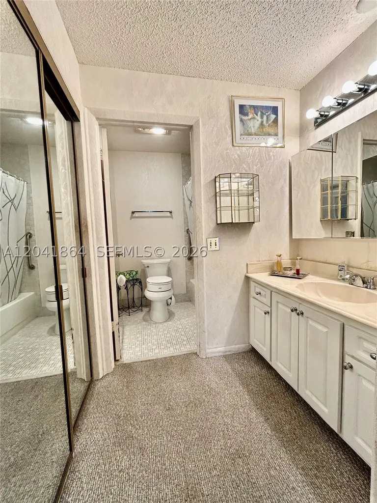 500 Briarwood Circle Hollywood FL 33024
