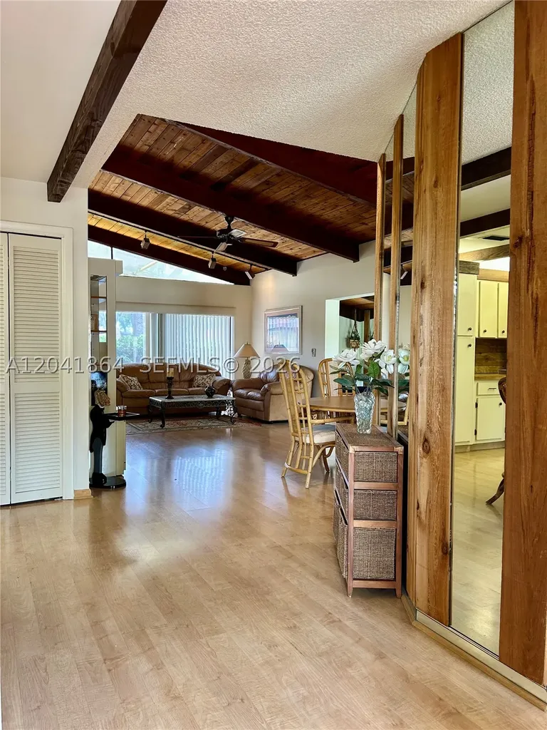 500 Briarwood Circle Hollywood FL 33024