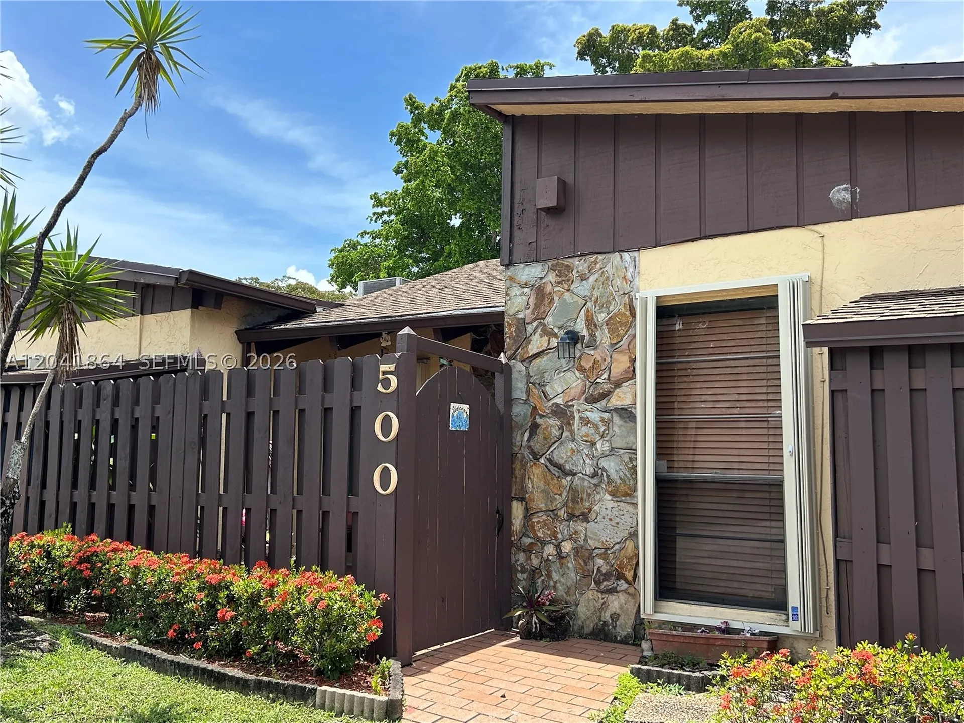 500 Briarwood Circle Hollywood FL 33024