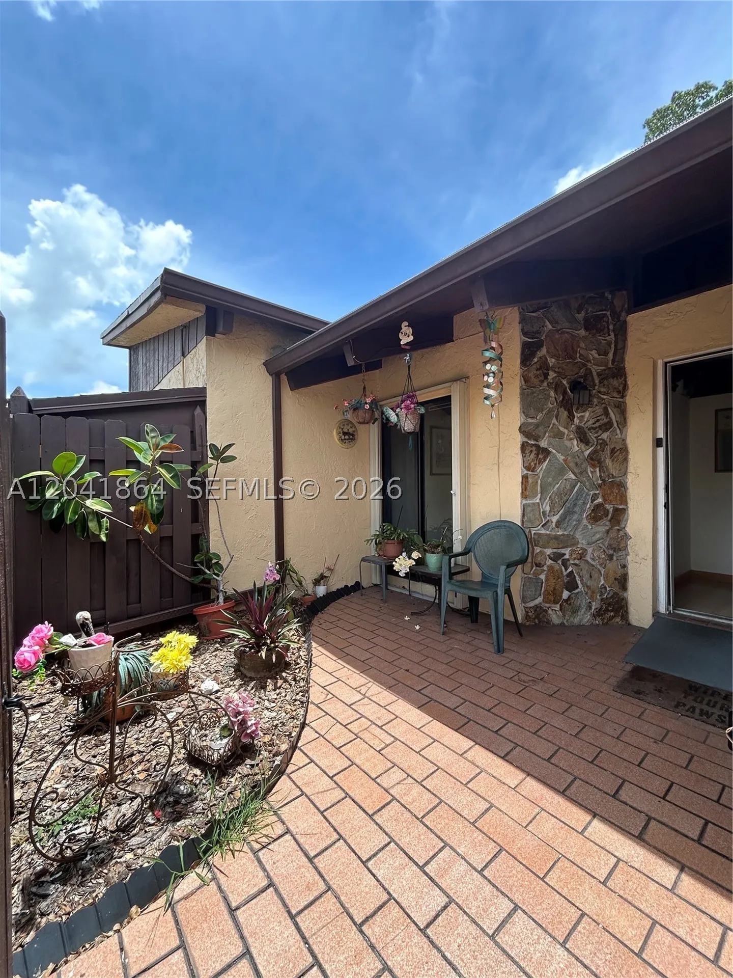 500 Briarwood Circle Hollywood FL 33024