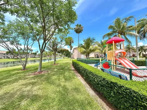 1270 SE 28th Court Homestead FL 33035