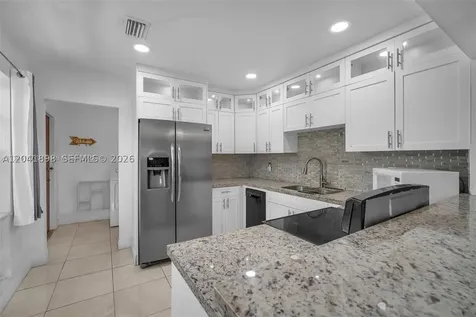 1635 Hollywood Boulevard Hollywood FL 33020