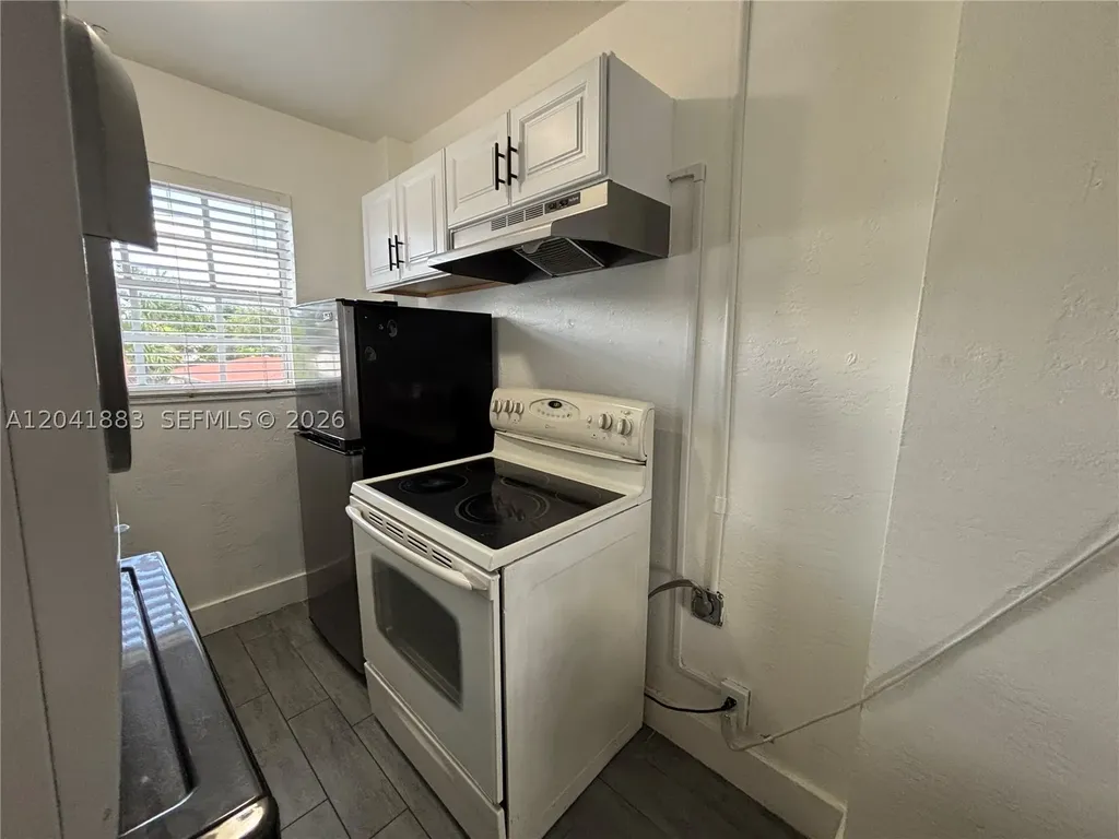 1843 Dewey Street Hollywood FL 33020