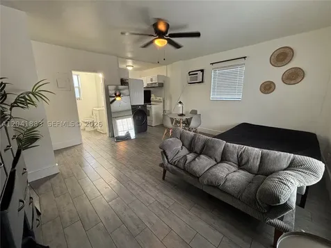 1843 Dewey Street Hollywood FL 33020