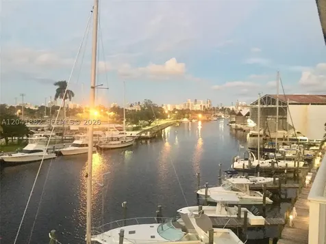 2475 NW 16th Street Road Miami FL 33125