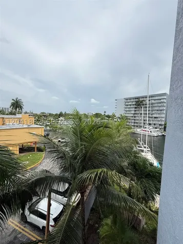 2475 NW 16th Street Road Miami FL 33125