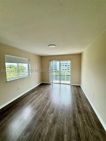 2475 NW 16th Street Road Miami FL 33125