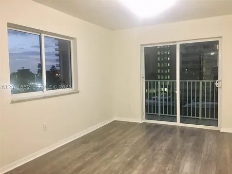 2475 NW 16th Street Road Miami FL 33125